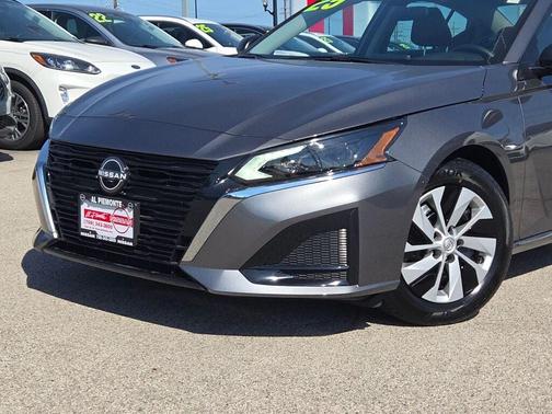 2025 Nissan Altima S FWD