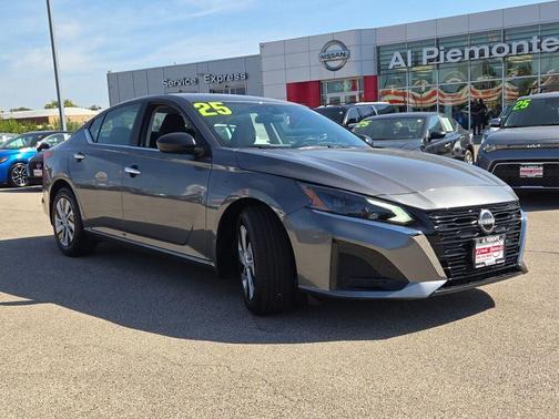 2025 Nissan Altima S FWD