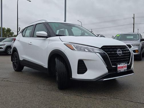 2024 Nissan Kicks SV