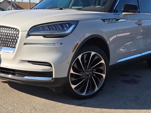 2023 Lincoln Aviator Reserve AWD