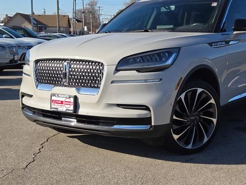 2023 Lincoln Aviator Reserve AWD