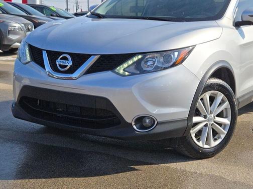 2017 Nissan Rogue Sport SV