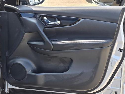 2017 Nissan Rogue Sport SV