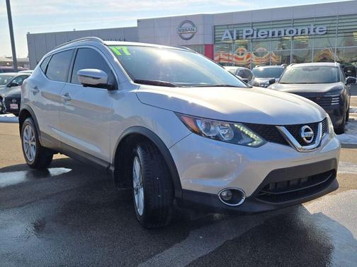 2017 Nissan Rogue Sport SV