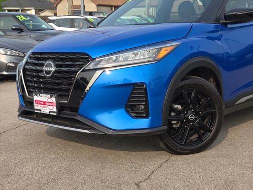 2024 Nissan Kicks SR