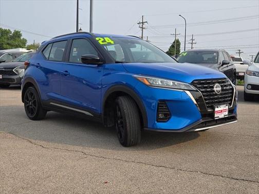 2024 Nissan Kicks SR