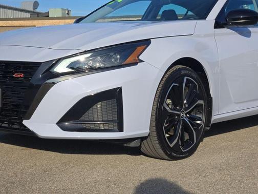 2024 Nissan Altima SR Intelligent AWD