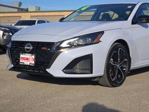 2024 Nissan Altima SR Intelligent AWD