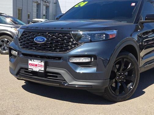 Stone Blue Metallic 2024 Ford Explorer ST-Line