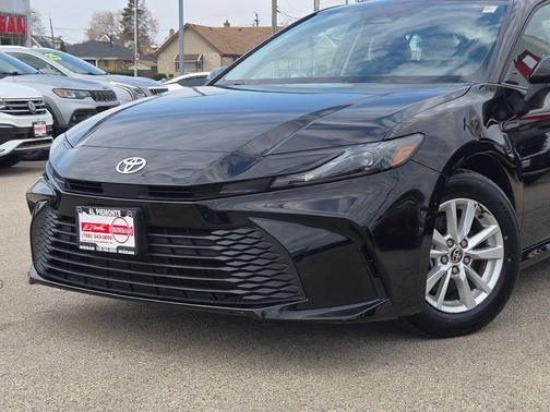 Black 2025 Toyota Camry LE