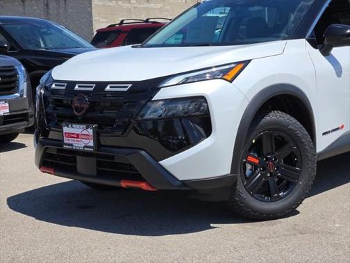 2025 Nissan Rogue Rock Creek