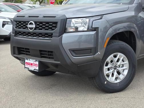 2025 Nissan Frontier S