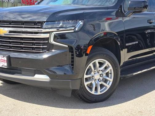 2023 Chevrolet Suburban LT