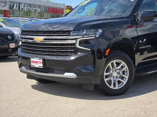 2023 Chevrolet Suburban LT