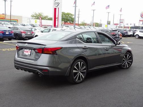2020 Nissan Altima SR Intelligent AWD