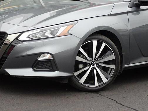 2020 Nissan Altima SR Intelligent AWD