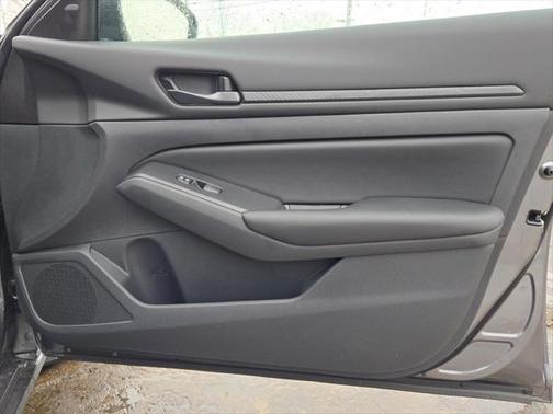 2025 Nissan Altima S FWD