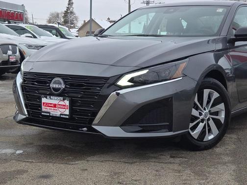 2025 Nissan Altima S FWD