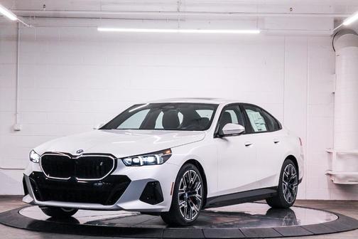 2025 BMW i5 eDrive40