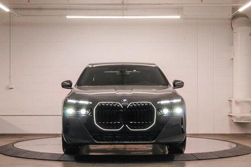 2025 BMW i7 xDrive60
