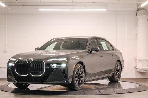 2025 BMW i7 xDrive60