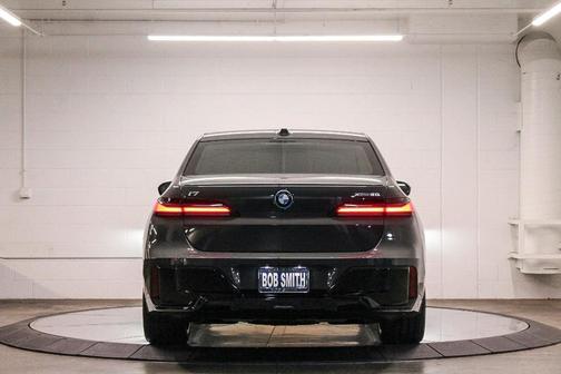 2025 BMW i7 xDrive60