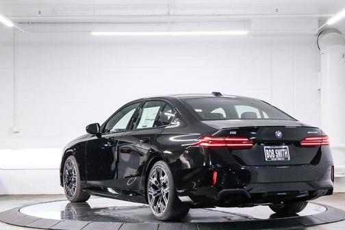 2025 BMW i5 eDrive40