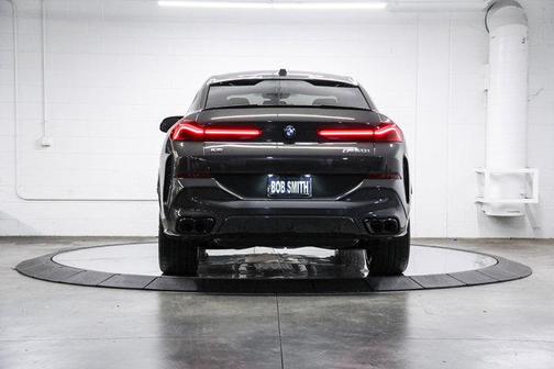 2026 BMW X6 M60i