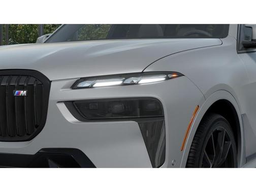2026 BMW X7 M60i