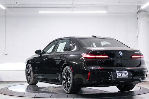 2025 BMW i7 xDrive60