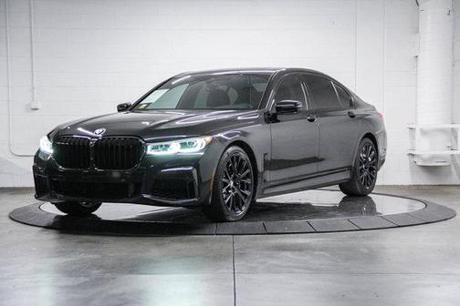 2020 BMW 740 i