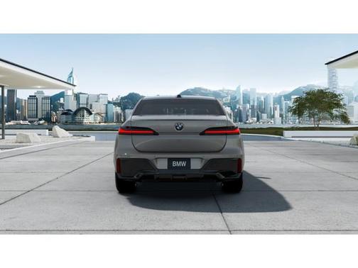 2025 BMW 740 i