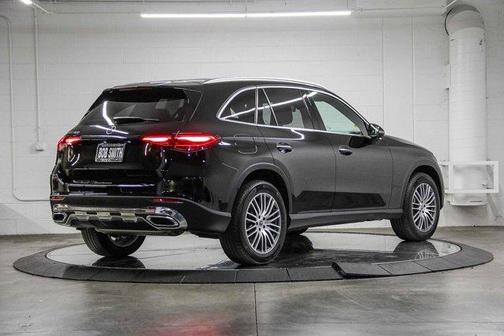 2025 Mercedes-Benz GLC 300 Base