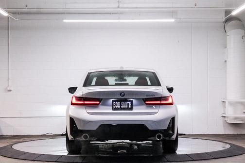 2025 BMW 330 i