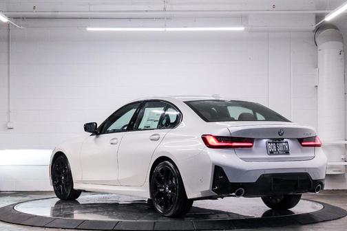2025 BMW 330 i