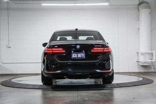 2026 BMW i5 xDrive40