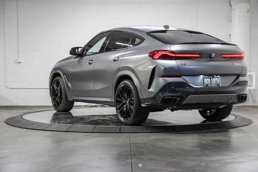 2026 BMW X6 M60i