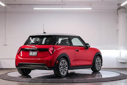 2025 MINI Hardtop Cooper