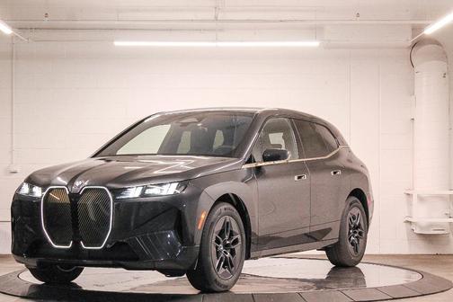 2026 BMW iX xDrive45