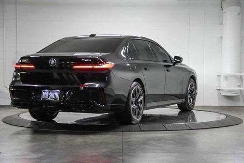 2024 BMW 760 760i xDrive