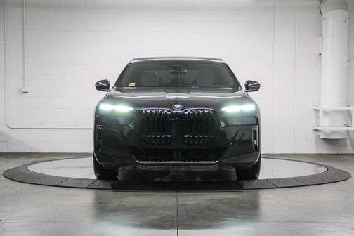2024 BMW 760 760i xDrive