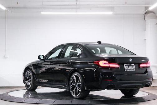 2022 BMW 540 i