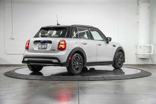 2023 MINI Hardtop Cooper