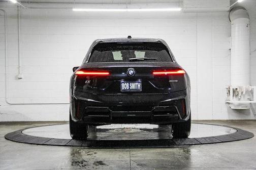 2026 BMW iX xDrive45