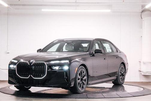 2025 BMW i7 xDrive60
