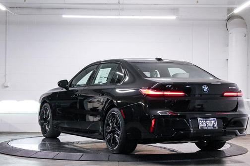 2025 BMW i7 xDrive60
