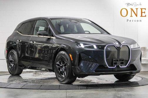 2026 BMW iX xDrive45