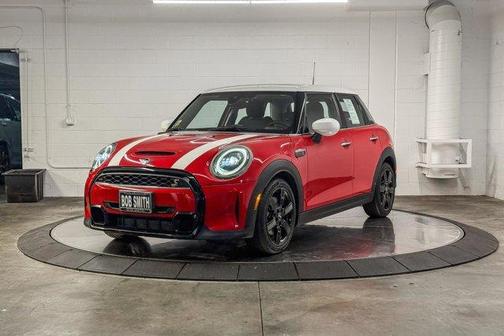 2023 MINI Hardtop Cooper
