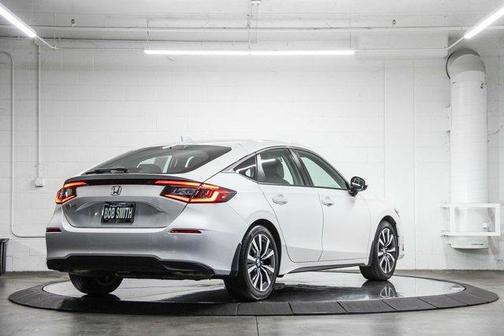 White 2023 Honda Civic EX-L