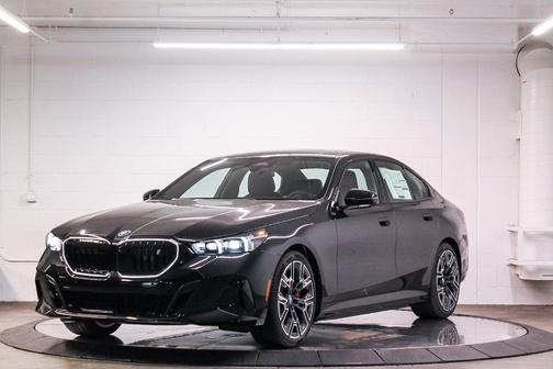 2025 BMW i5 eDrive40